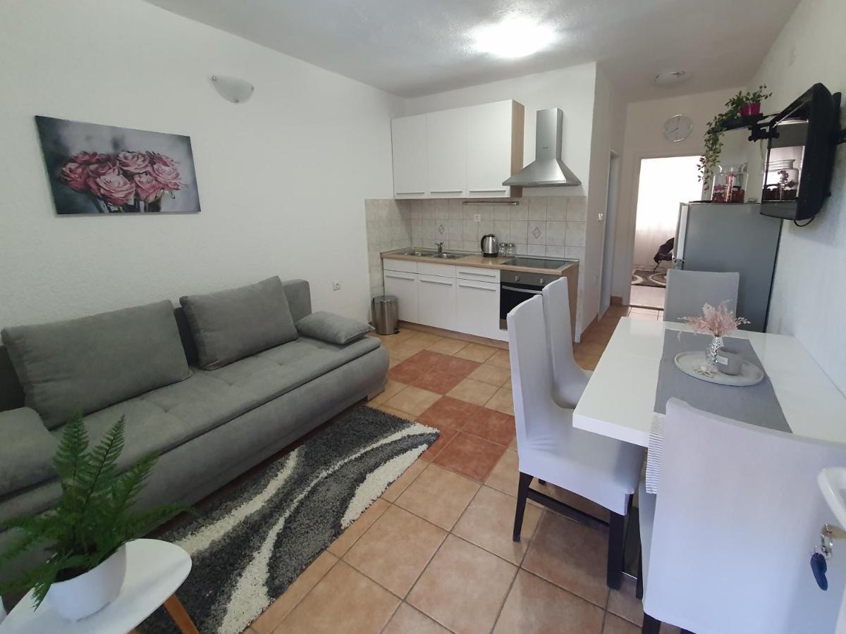 Apartman Mare Šibenik Esterno foto