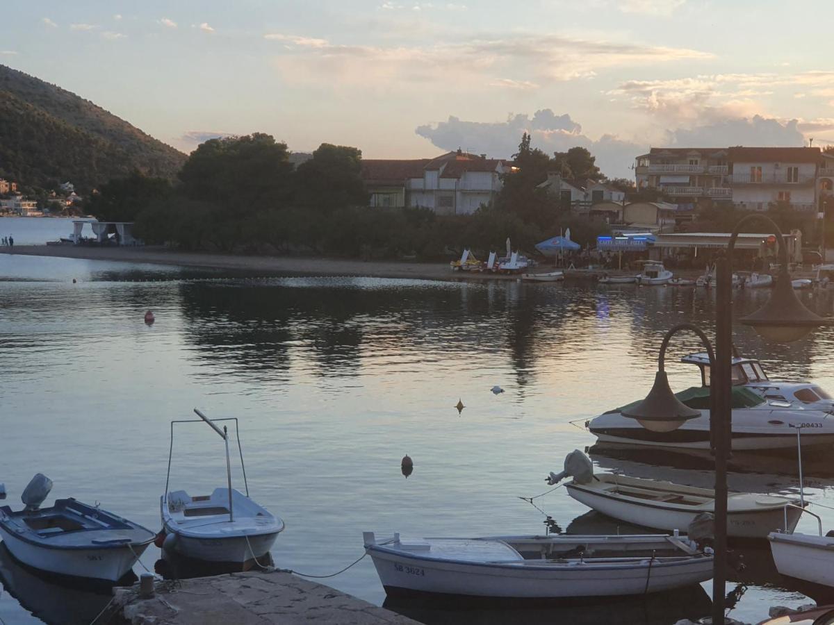 Apartman Mare Šibenik Esterno foto